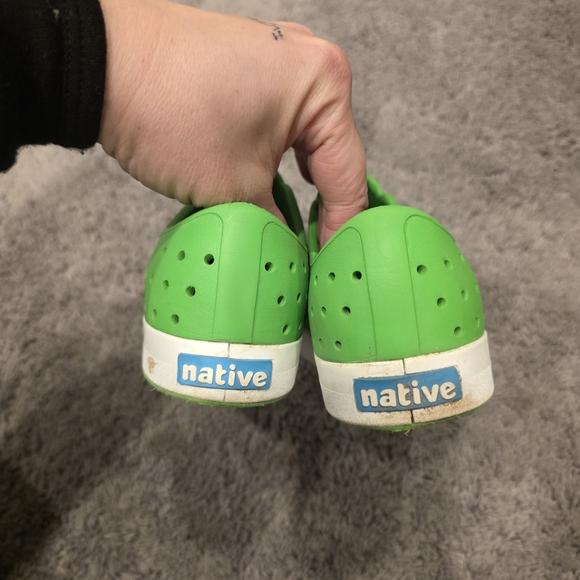 Native Shoes - Picture 5 of 5